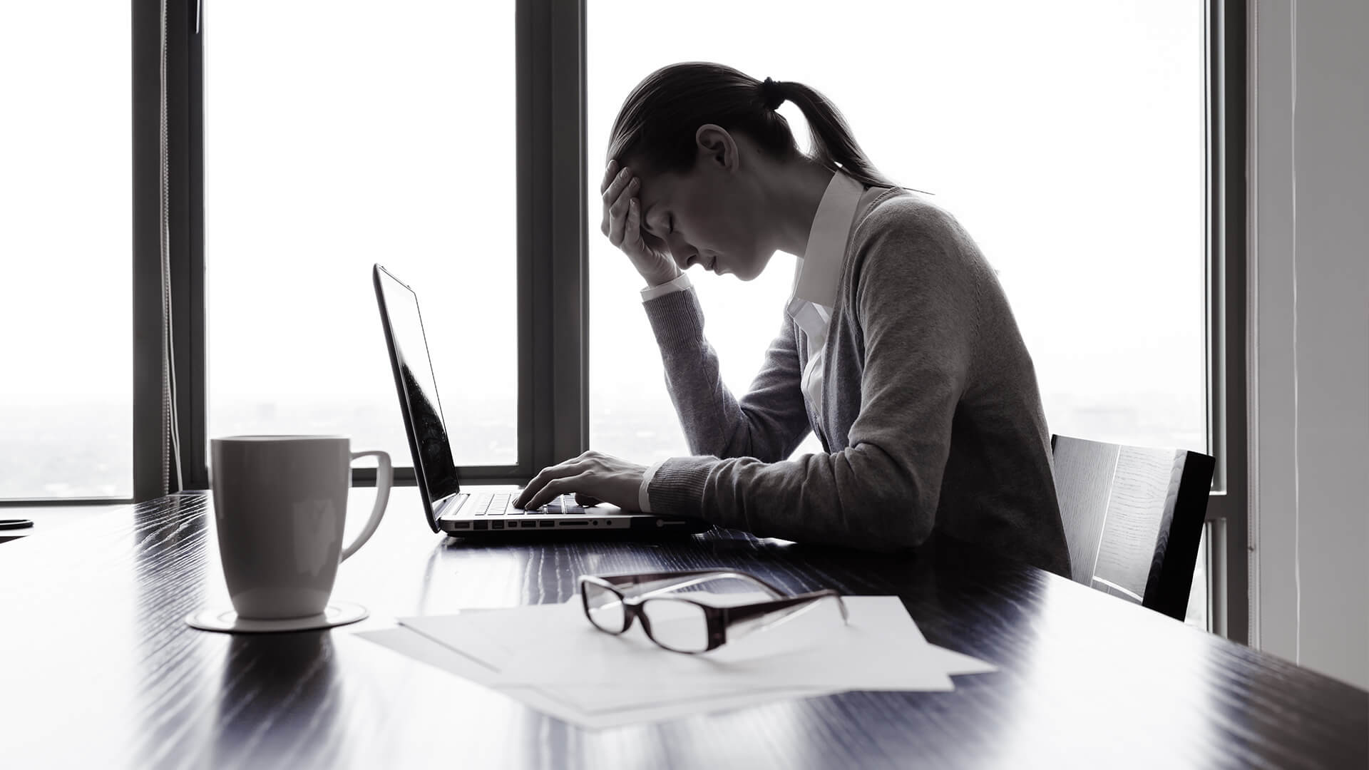 86% Of London-Based Banking and Finance Employees Affected Mentally by Lockdown - Featured Image | CEO Monthly