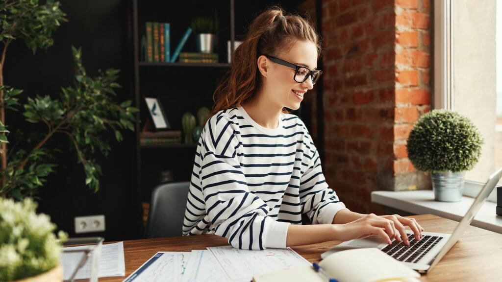 Post Thumbnail - New Book Shows Women How to Go It Alone in Start-Up Battle Of the Sexes