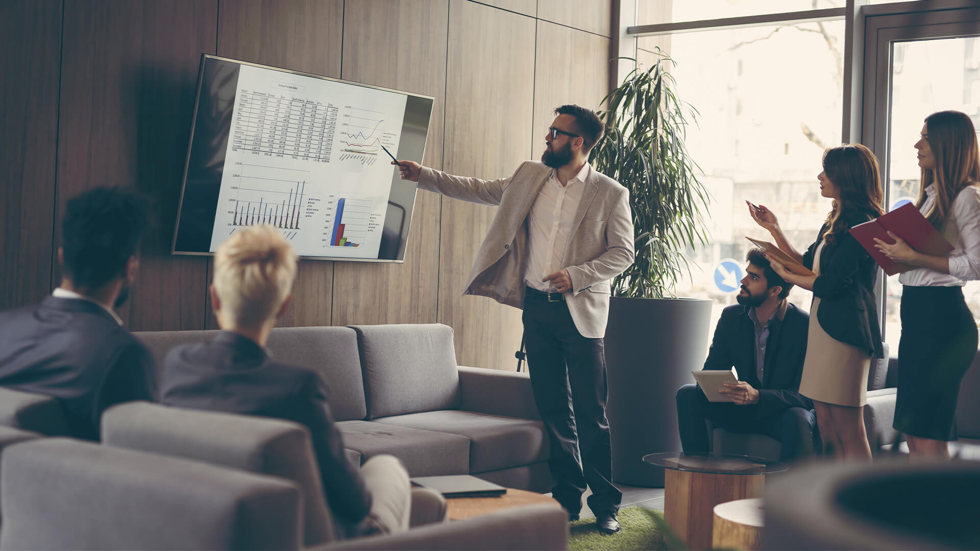 A Leadership Shift for 2021 - Featured Image | CEO Monthly