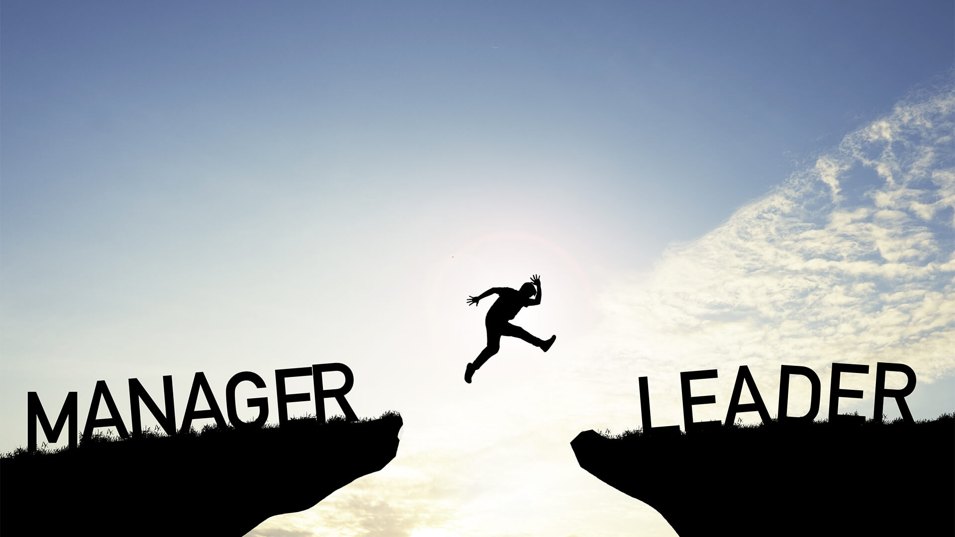 There Are 4 Key Points for You to Follow to Be a Leader, Not a Manager - Featured Image | CEO Monthly