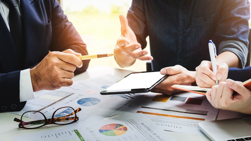 Post Thumbnail - 7 Ways To Save Money On Company Costs Without Compromising Quality