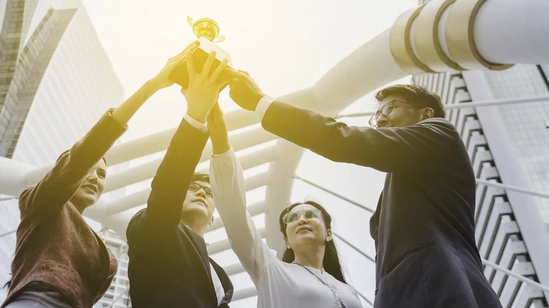 The True Value of Awards - Featured Image | CEO Monthly