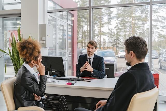 Post Thumbnail - How CEO Behavior Impacts Company Culture