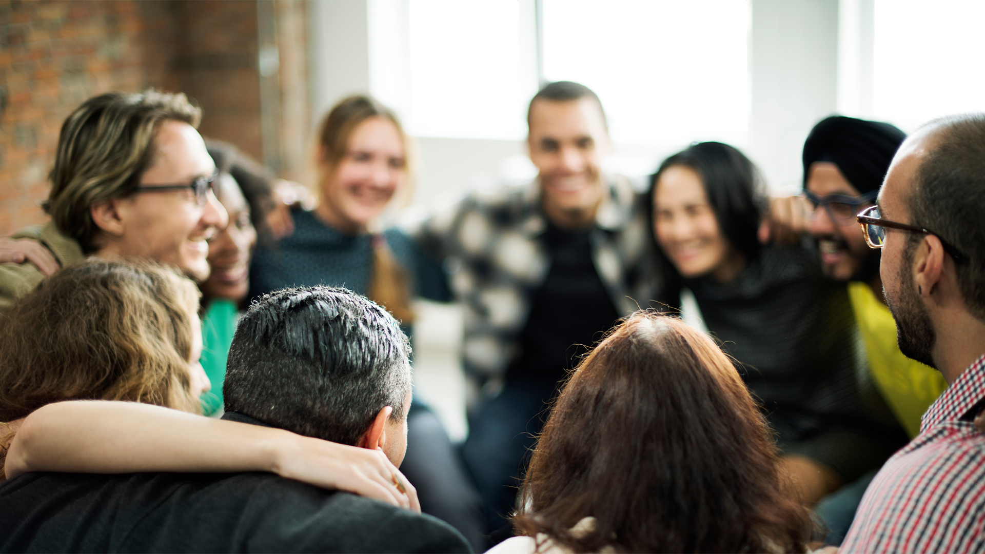 CEO Shares Top Tips On How To Make Team Bonding Worthwhile - Featured Image | CEO Monthly