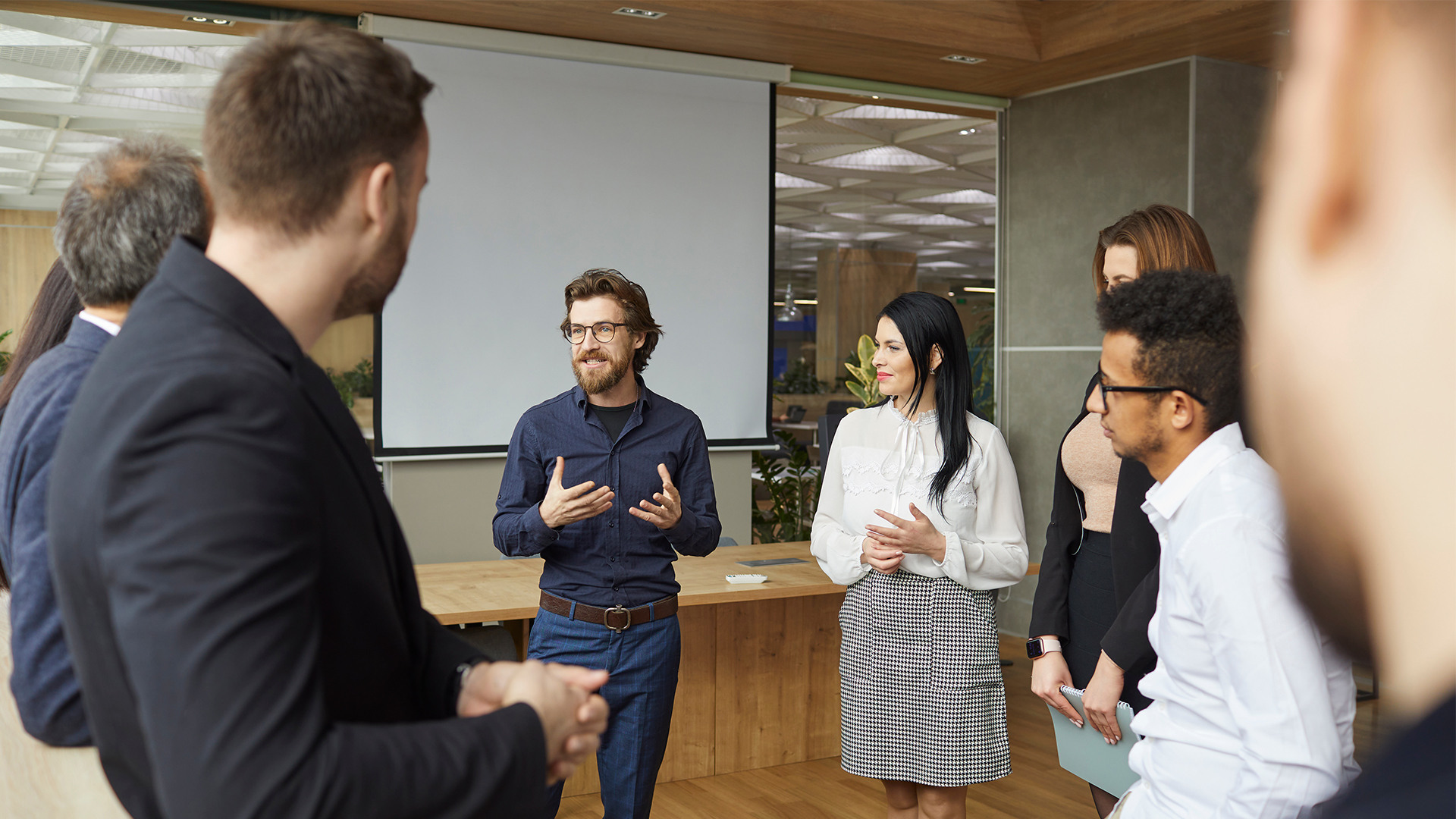 The Secret to Longstanding Success: How to Diversify Your Identity As An Entrepreneur - Featured Image | CEO Monthly