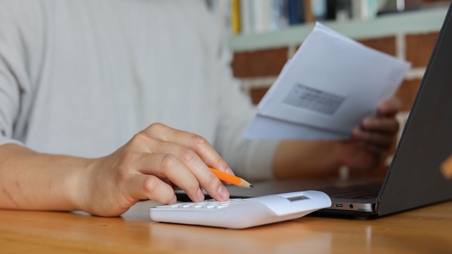 A Company’s Guide to Managing Business Loan Payments   - Featured Image | CEO Monthly