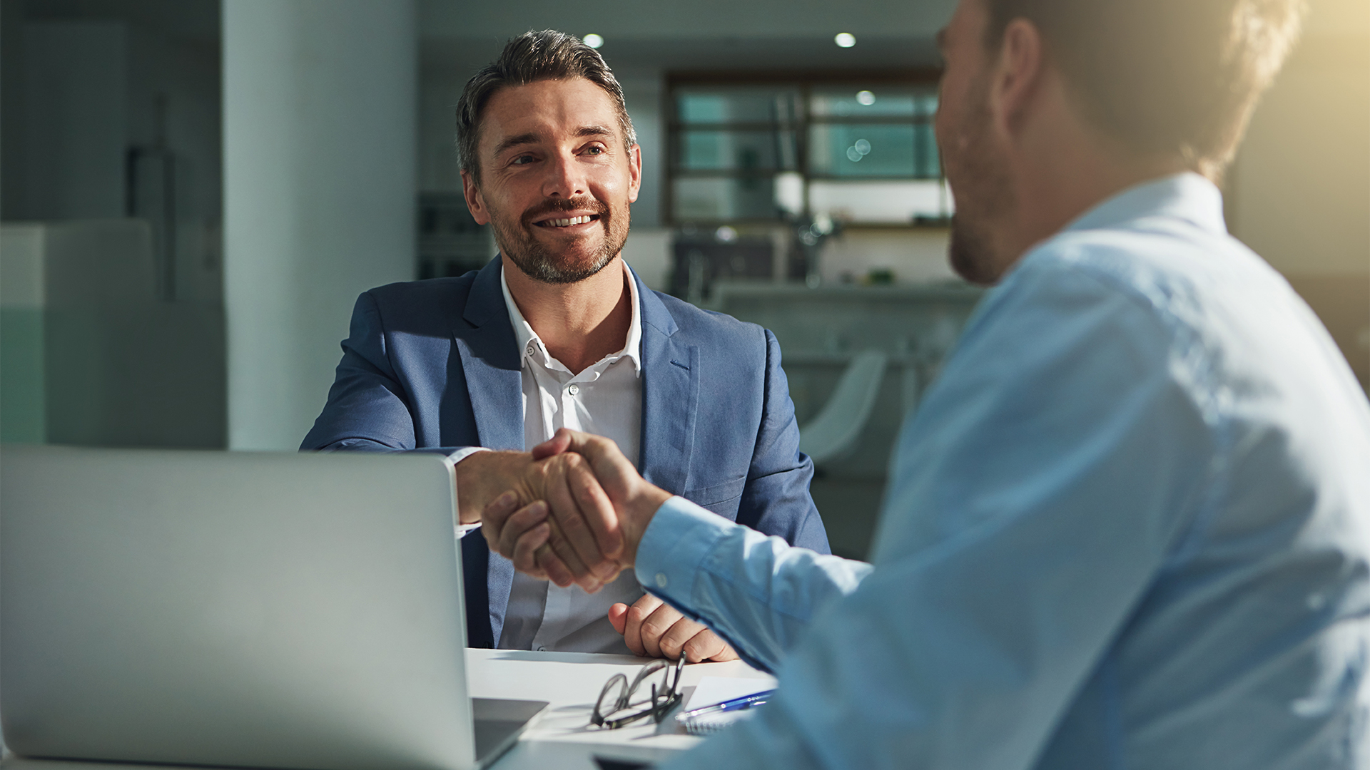 Business people, handshake