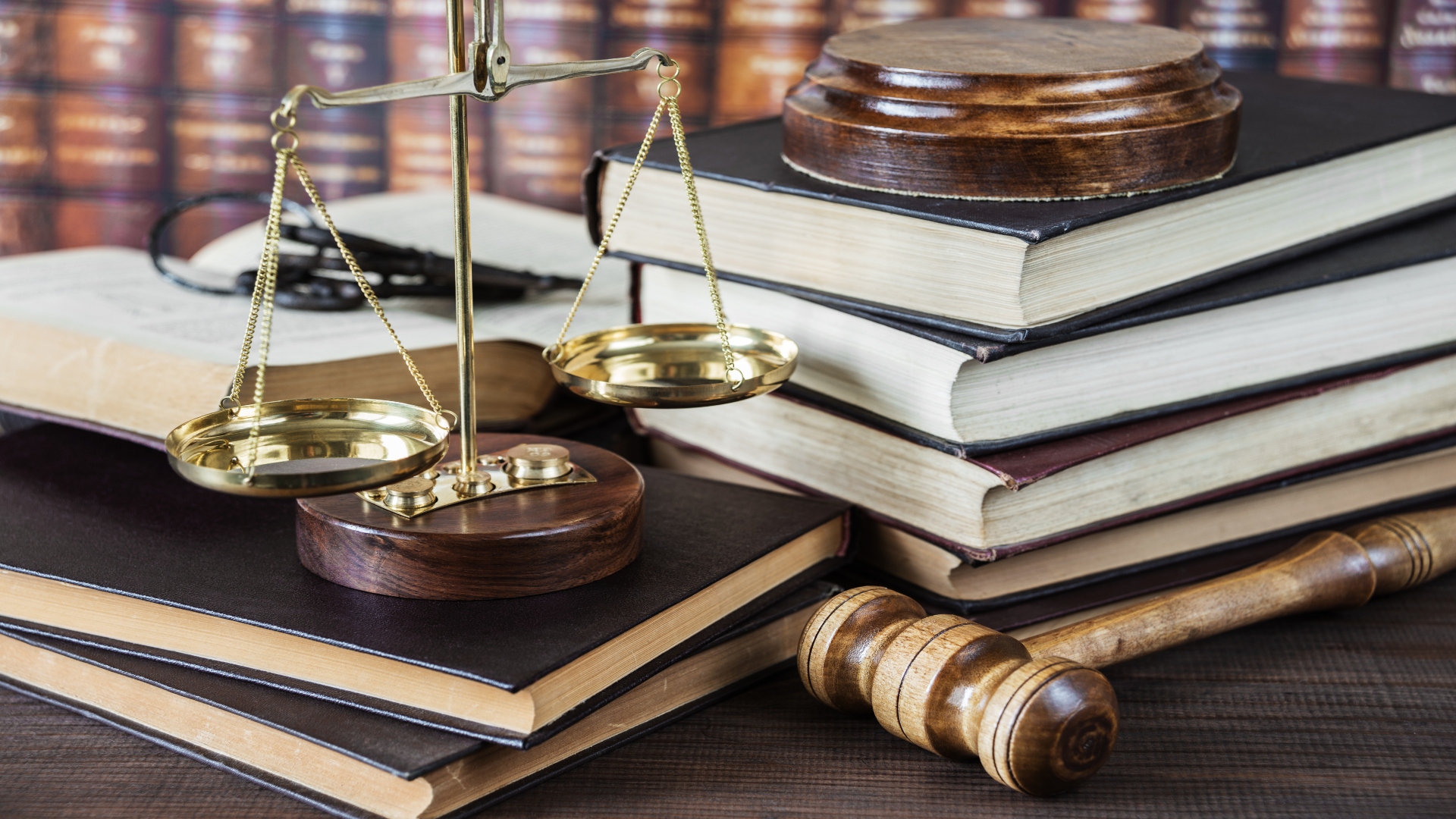 6 Compliance Solutions Every Multi-Location Enterprise Needs - Featured Image | CEO Monthly