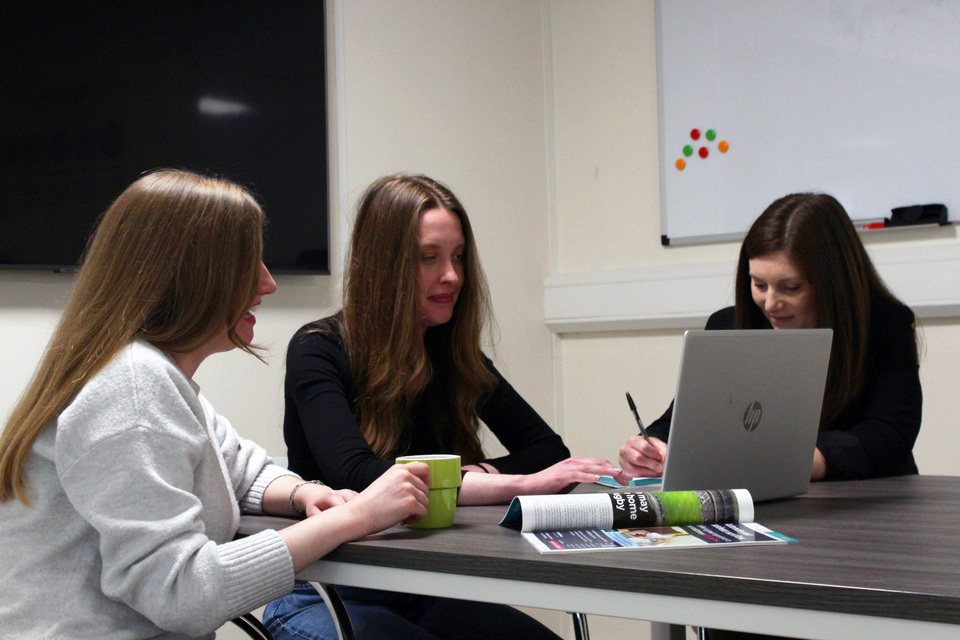 Our team - CEO Monthly