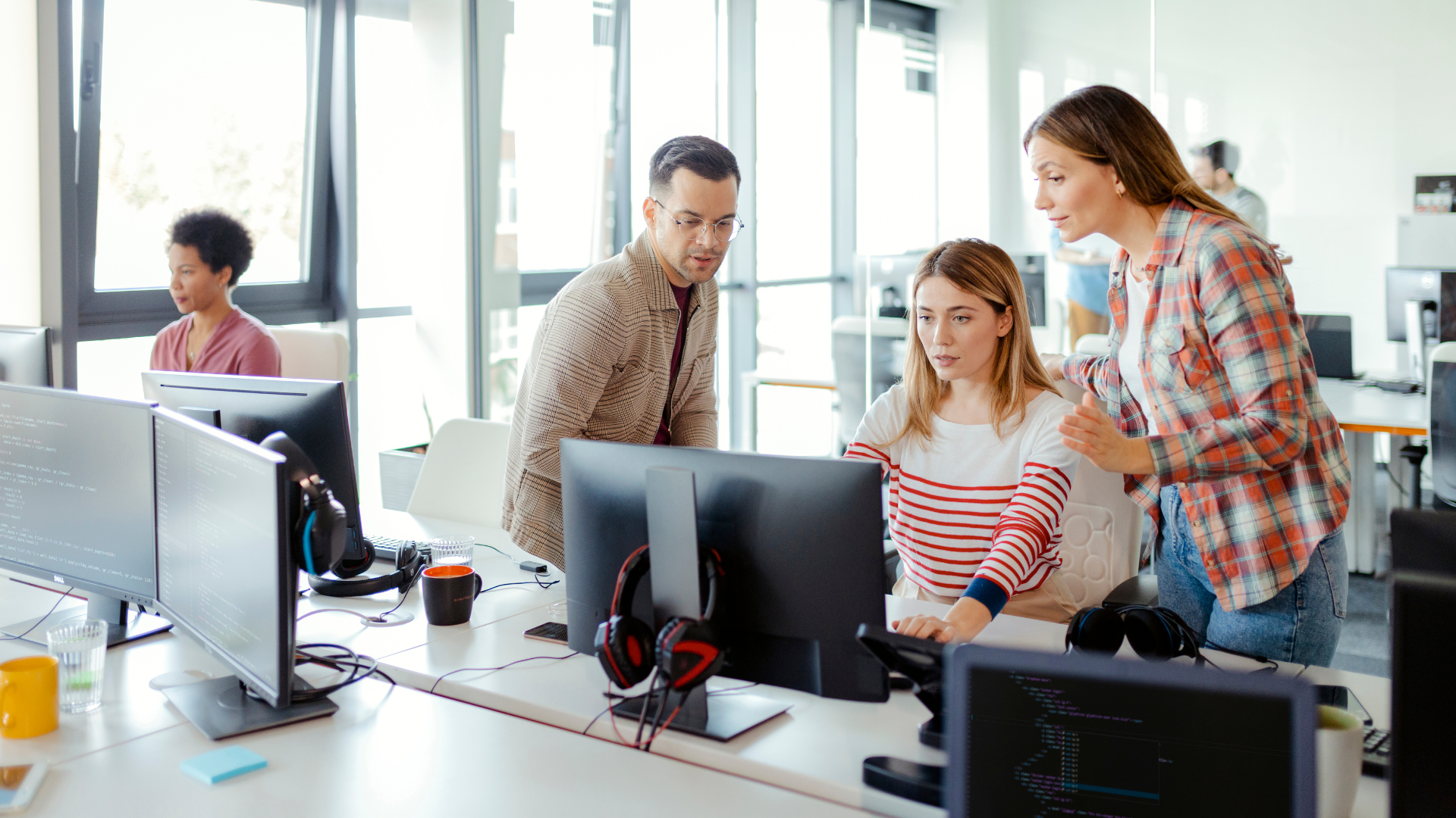 Procurement Governance: How to Stop Maverick Buying Without Slowing Teams - Featured Image | CEO Monthly