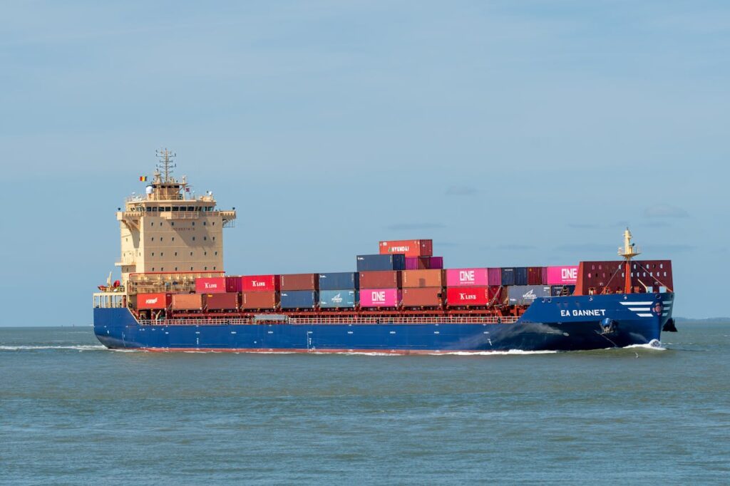 Post Thumbnail - The Ocean Freight Shake-Up: Why Smart CEOs Are Reviewing Their Sea Logistics Strategy Now
