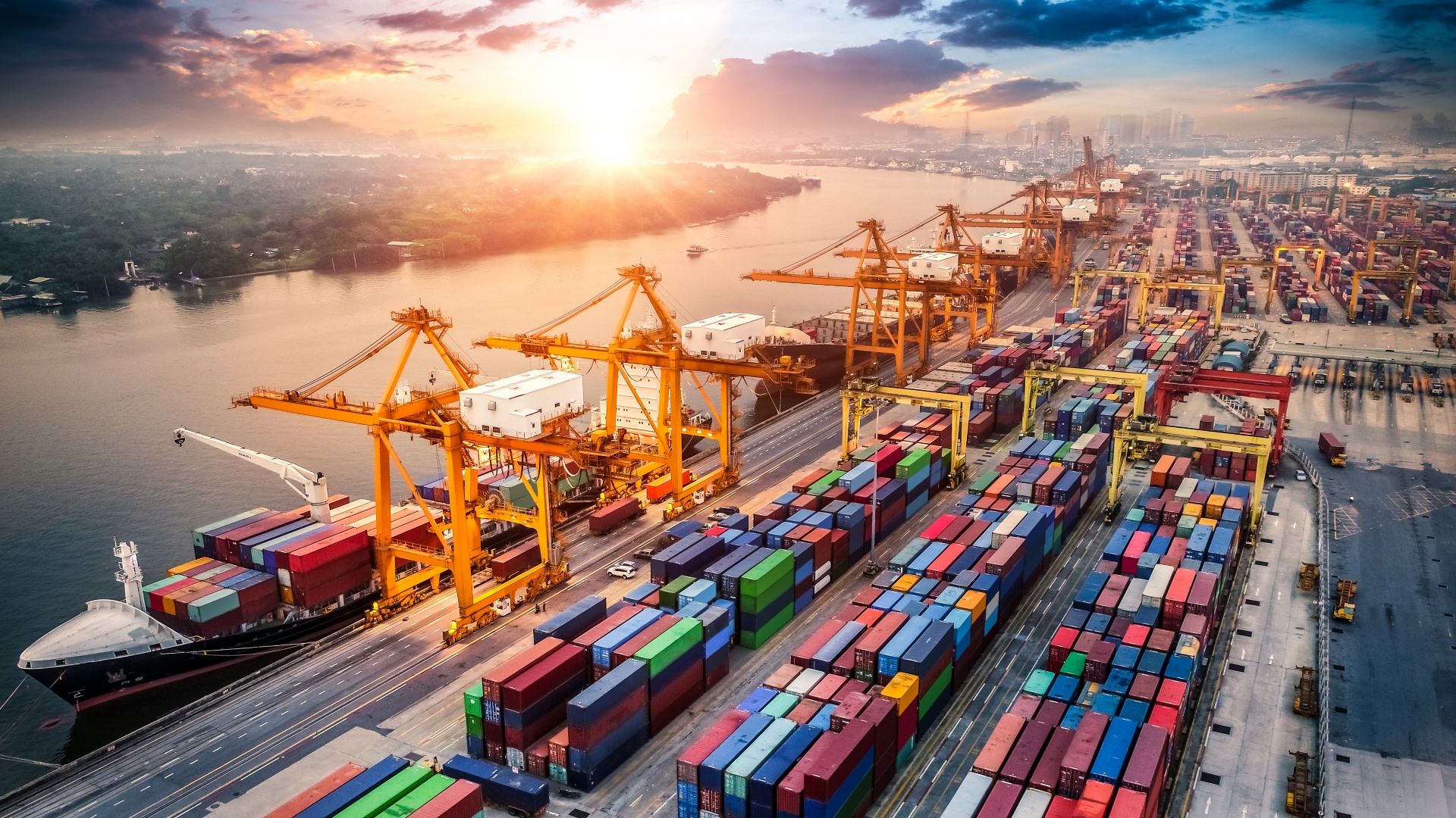 How Auto Transport Works: The Logistics of Moving Cars by Truck - Featured Image | CEO Monthly