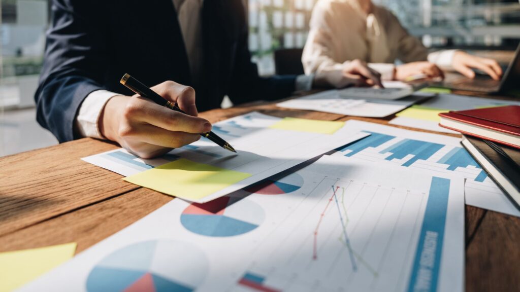 Post Thumbnail - Alignment in Action: How Executive Leadership Turns Strategy Into Organizational Momentum