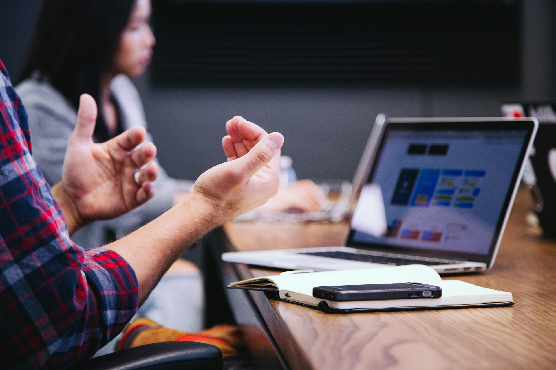 What the Interstate-Intrastate Distinction Actually Means for Businesses Operating Across State Lines - Featured Image | CEO Monthly